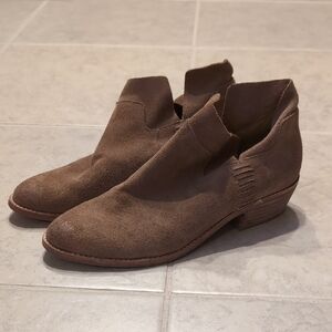 Dolce Vita Suede Ankle Bootie